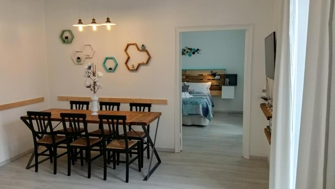 Peggy House Apartment ลาสเปเซีย ภายนอก รูปภาพ
